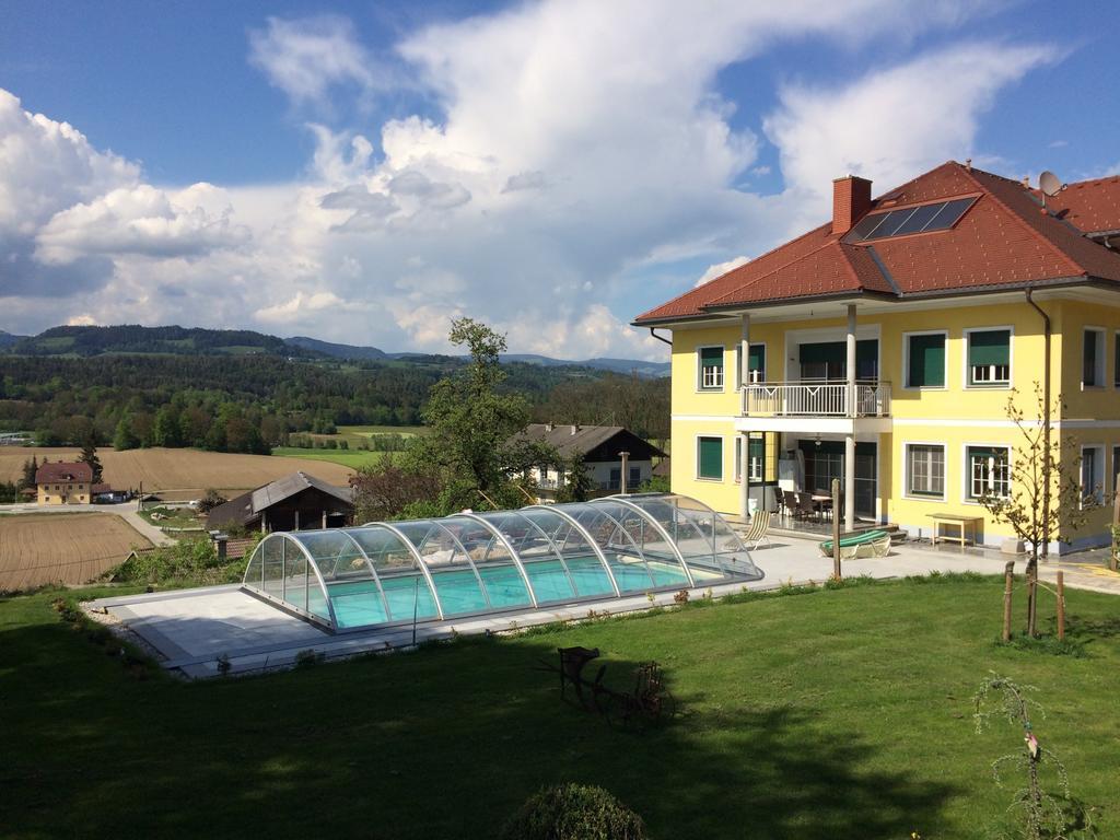 Ferienwohnung Am Bauernhof Strassonig Vulgo Hornis Moosburg Exterior photo